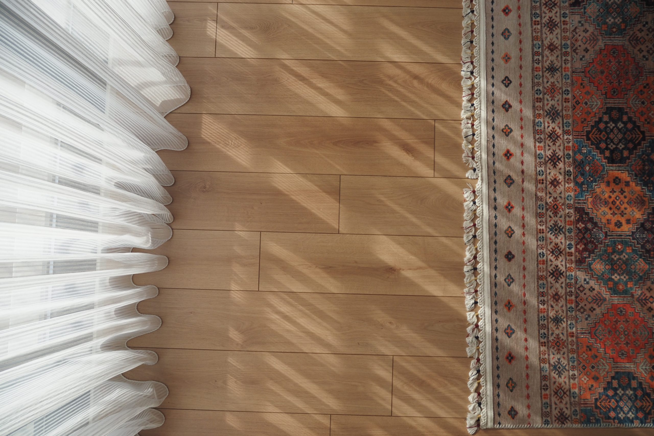 Respirer mieux chez soi : les matériaux naturels qui améliorent la qualité de l’air intérieur dans une maison en bois Kontio